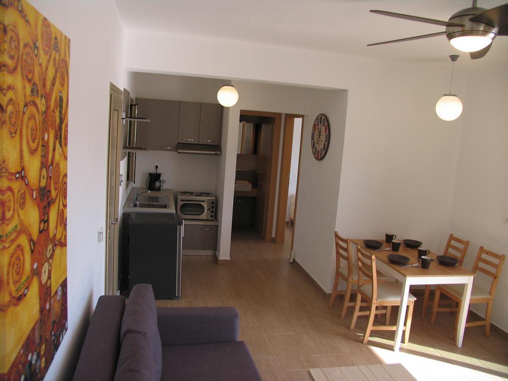 Skiathos Lagoterra Apartments المظهر الخارجي الصورة